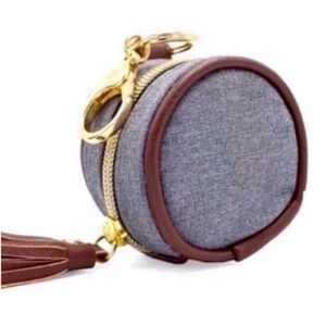 New Itzy Ritzy Paci Pod Charms Pouch